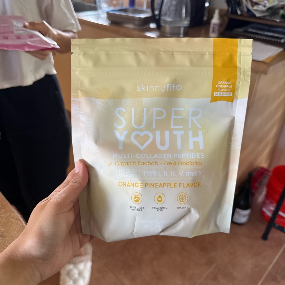 Super youth pre and probiotics